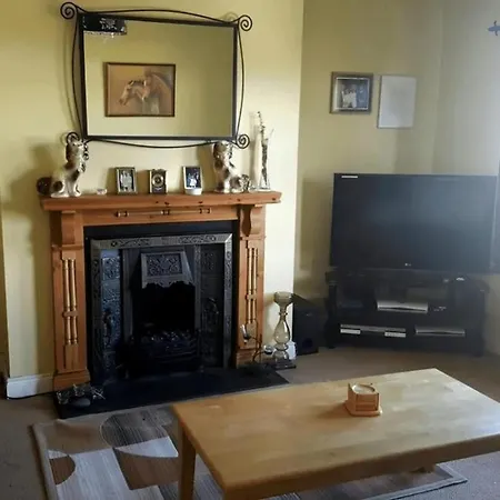 3bedhouse-ballyliffin-nearbeach-golfcourses Nearby * باليليفين