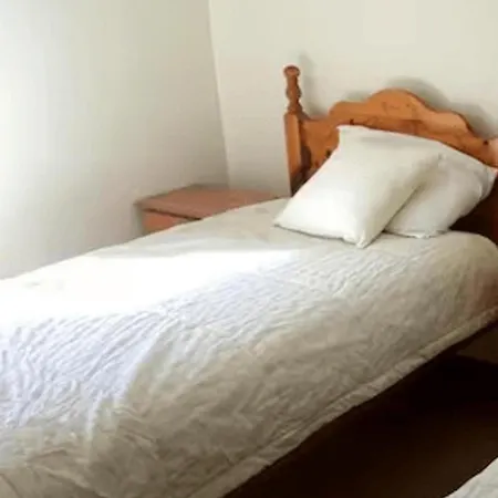 3bedhouse-ballyliffin-nearbeach-golfcourses Nearby